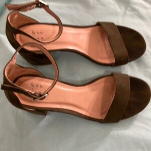 Elegant olive green Women's Shoes